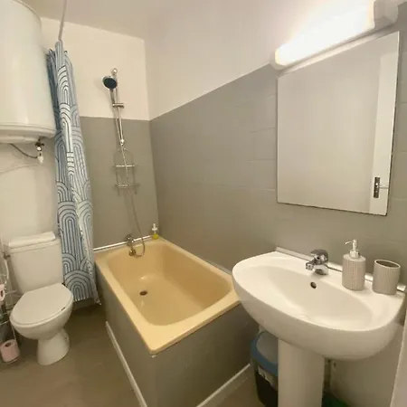 Appartamento Studio Centre Nîmes